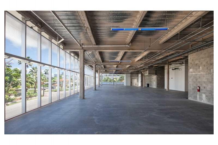 Miami Beach,Florida 33139,Commercial Property,THE 1000 BUILDING,17 ST,A1847341