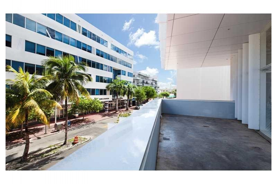 Miami Beach,Florida 33139,Commercial Property,THE 1000 BUILDING,17 ST,A1847341