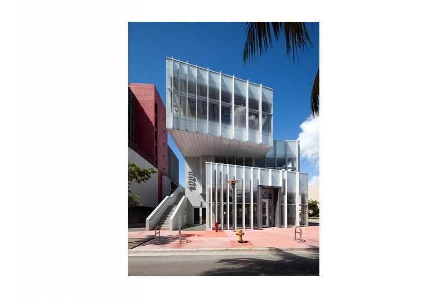 Miami Beach,Florida 33139,Commercial Property,THE 1000 BUILDING,17 ST,A1847341