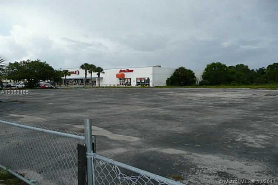 West Palm Beach,Florida 33409,Commercial Land,MILITARY TR,A10363185