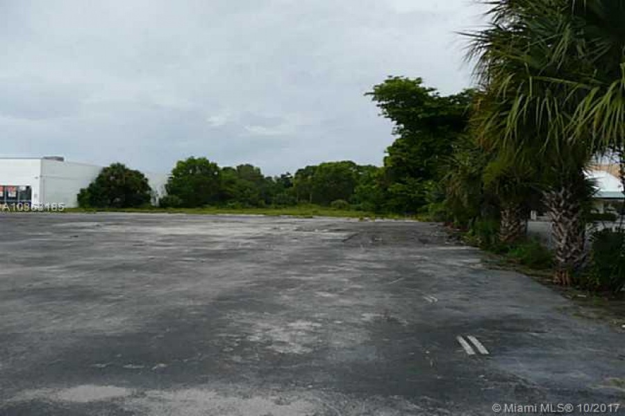 West Palm Beach,Florida 33409,Commercial Land,MILITARY TR,A10363185