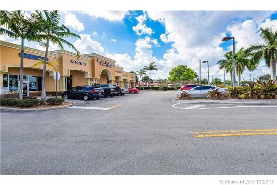 Davie,Florida 33328,Commercial Property,WOLF IN THE WOODS,University Dr,A10363217