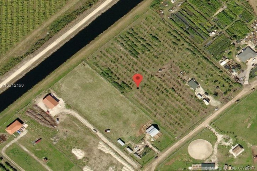 Miami,Florida 33187,Commercial Land,213 AVE RD,A10312190