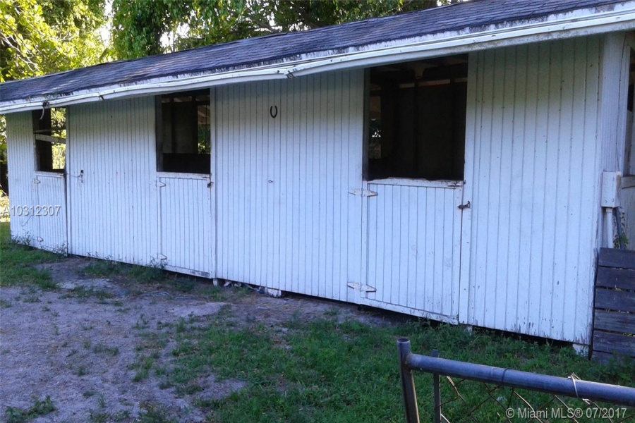 Davie,Florida 33331,Commercial Property,154TH SHOTGUN RD,A10312307