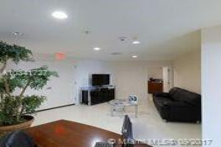 Miami,Florida 33132,Commercial Property,900 Biscayne Bay,Biscayne Blvd,A10341727