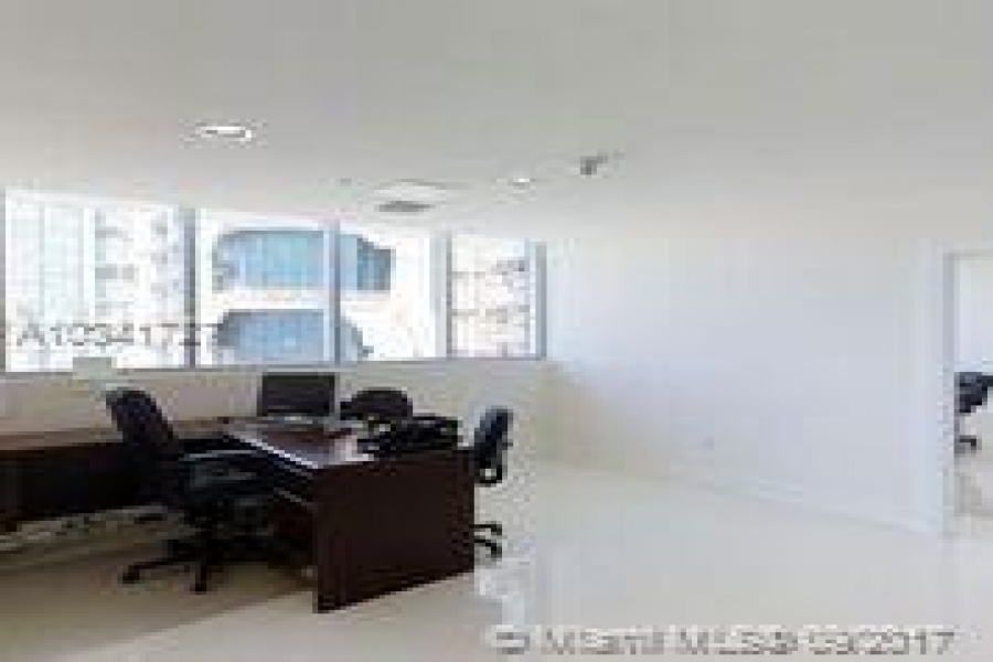 Miami,Florida 33132,Commercial Property,900 Biscayne Bay,Biscayne Blvd,A10341727