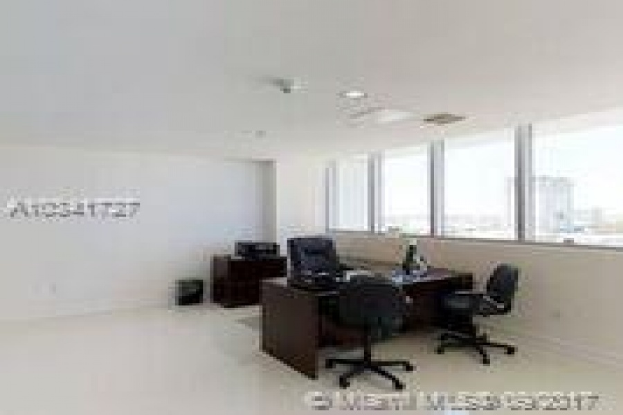 Miami,Florida 33132,Commercial Property,900 Biscayne Bay,Biscayne Blvd,A10341727