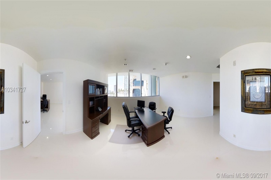 Miami,Florida 33132,Commercial Property,900 Biscayne Bay,Biscayne Blvd,A10341727