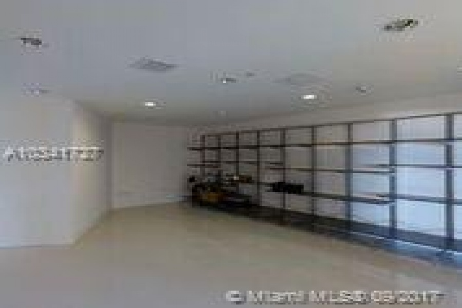 Miami,Florida 33132,Commercial Property,900 Biscayne Bay,Biscayne Blvd,A10341727