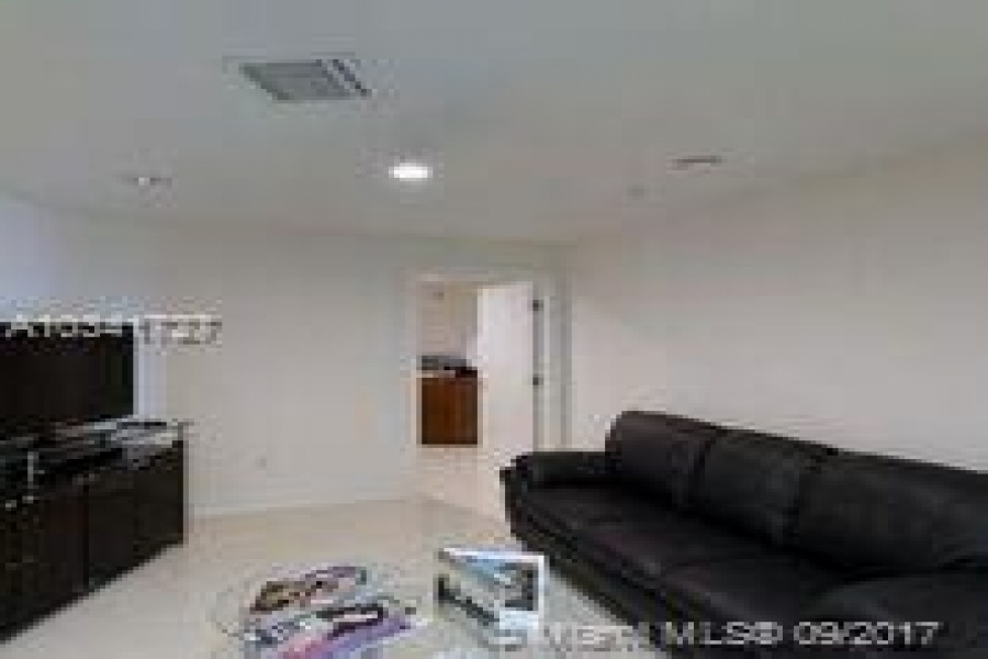 Miami,Florida 33132,Commercial Property,900 Biscayne Bay,Biscayne Blvd,A10341727