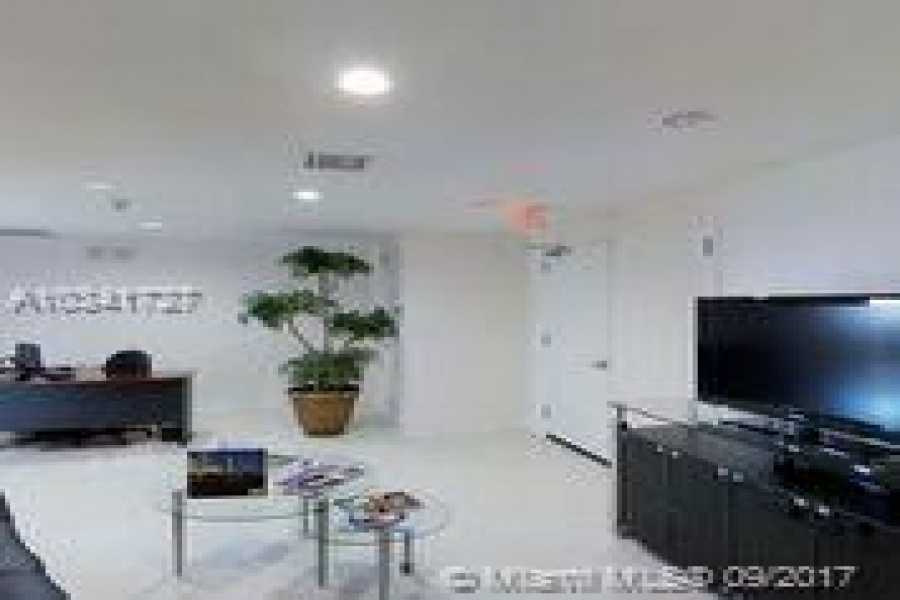 Miami,Florida 33132,Commercial Property,900 Biscayne Bay,Biscayne Blvd,A10341727