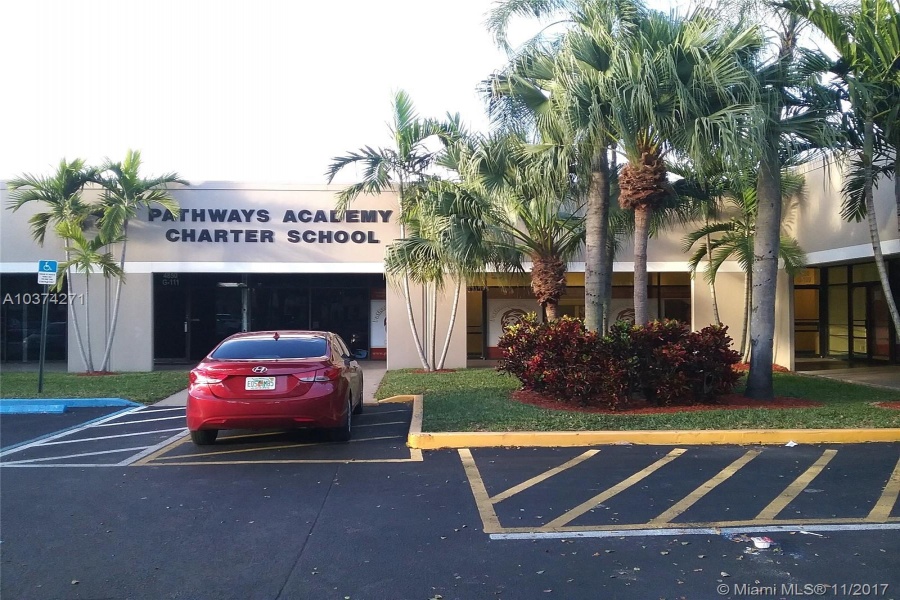 Lauderdale Lakes- Florida 33319,Commercial Property,Headway Park,State Road 7,A10374271