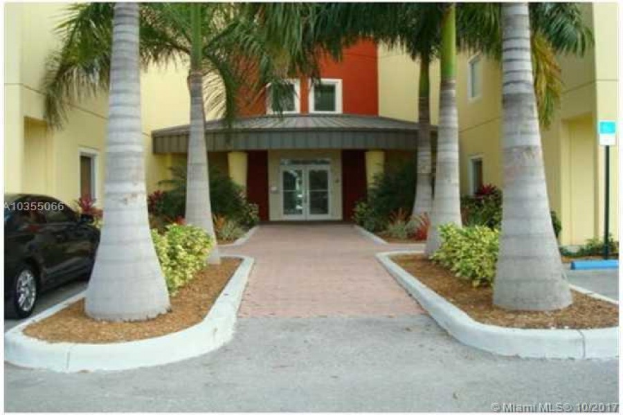 Miami,Florida 33186,Commercial Property,A10355066