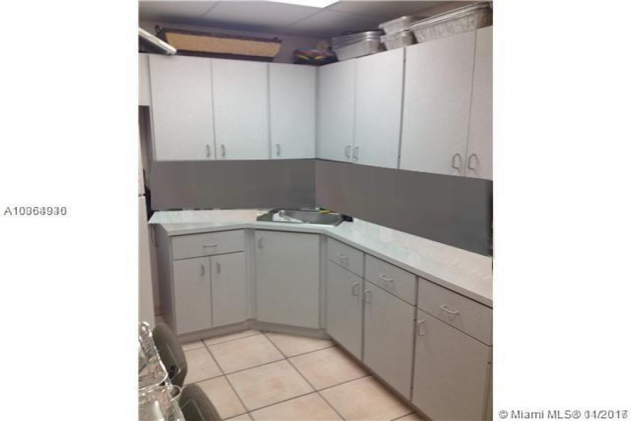 Hialeah, Florida 33016, ,Commercial Property,For Sale,68th St,A10364930