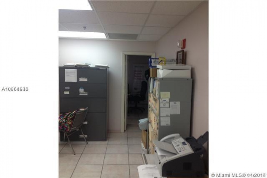 Hialeah, Florida 33016, ,Commercial Property,For Sale,68th St,A10364930