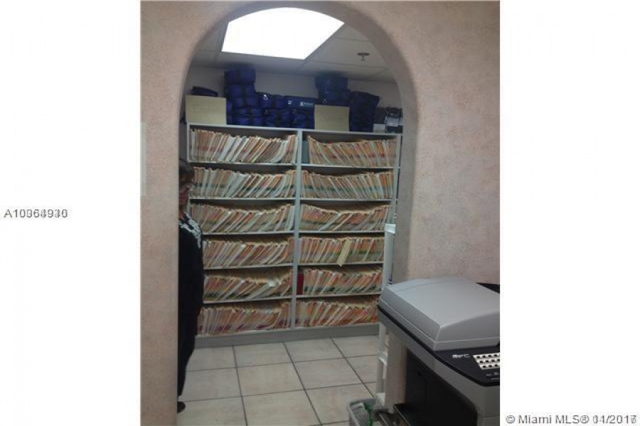 Hialeah, Florida 33016, ,Commercial Property,For Sale,68th St,A10364930