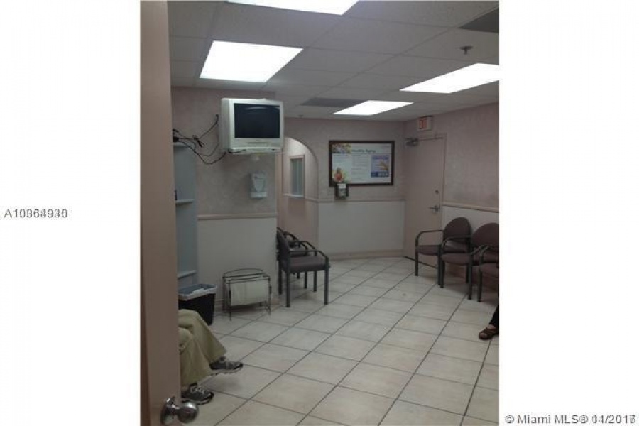 Hialeah, Florida 33016, ,Commercial Property,For Sale,68th St,A10364930