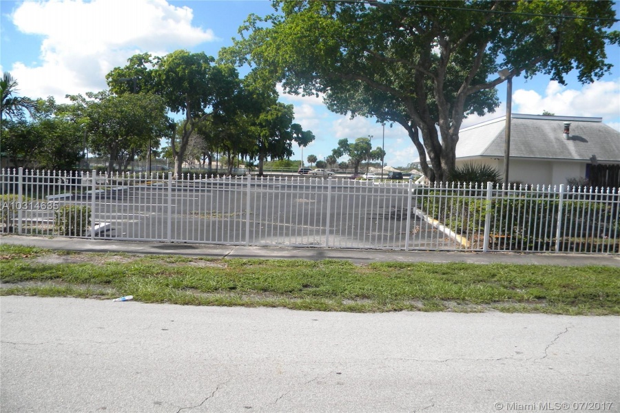 Plantation, Florida 33313, ,Commercial Property,For Sale,Sunrise Blvd,A10314635