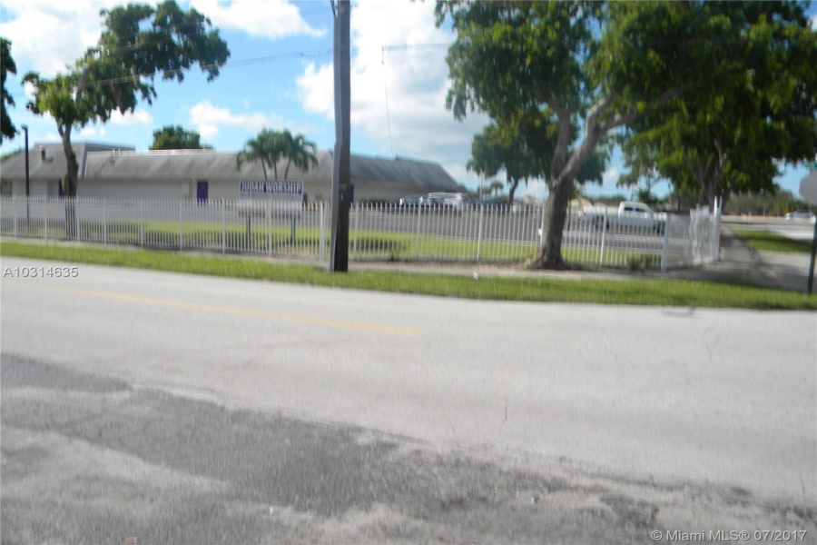 Plantation, Florida 33313, ,Commercial Property,For Sale,Sunrise Blvd,A10314635