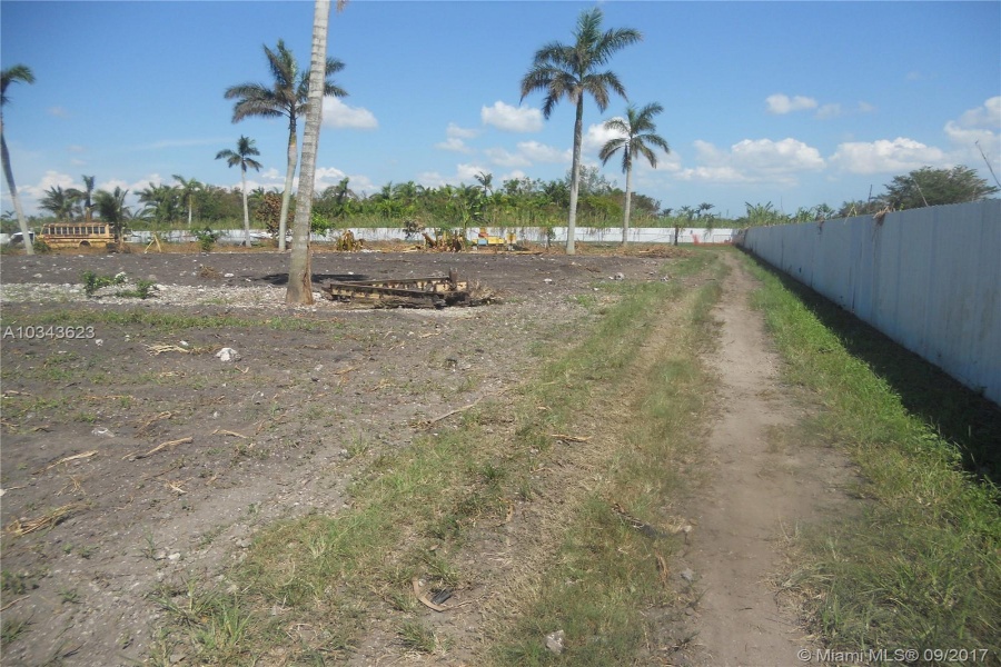 Miami,Florida 33196,Commercial Land,197 ave,A10343623