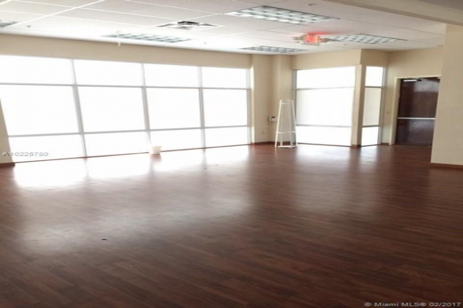 Tamarac,Florida 33321,Commercial Property,University Dr,A10225780