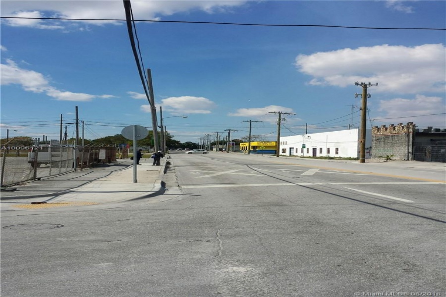 Miami,Florida 33127,Commercial Property,20th St,A10096121