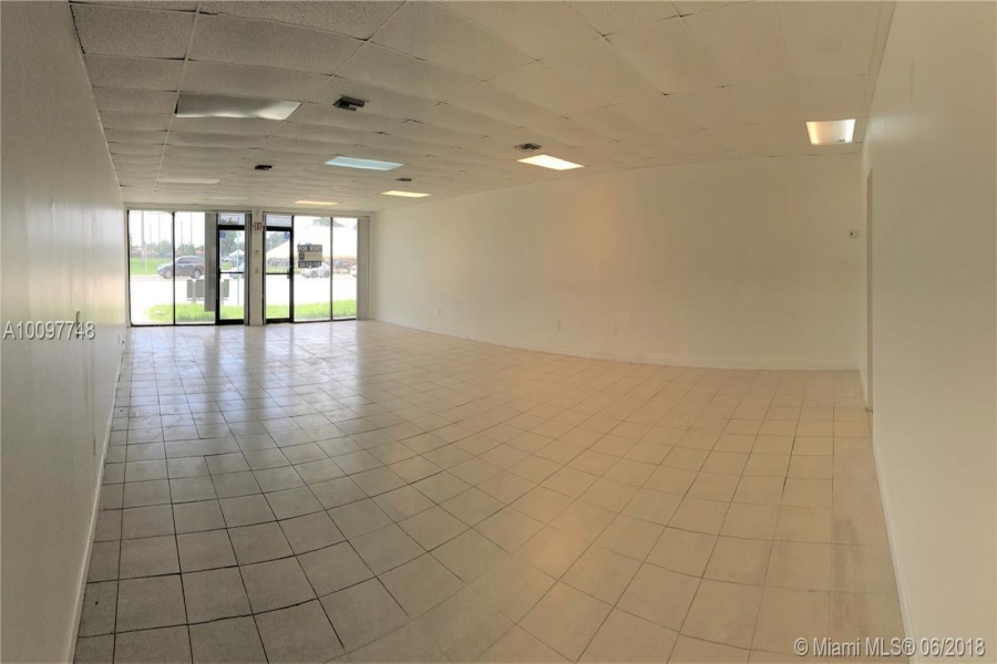 Miami, Florida 33165, ,Commercial Property,For Sale,GOLDLAND PLAZA,40th St,A10097748