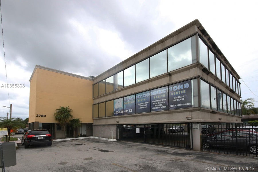 Miami,Florida 33133,Commercial Property,2780 Douglas Rd,37th Ave,A10355808