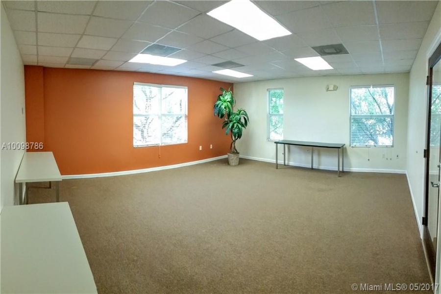 Miami,Florida 33186,Commercial Property,144,A10098786