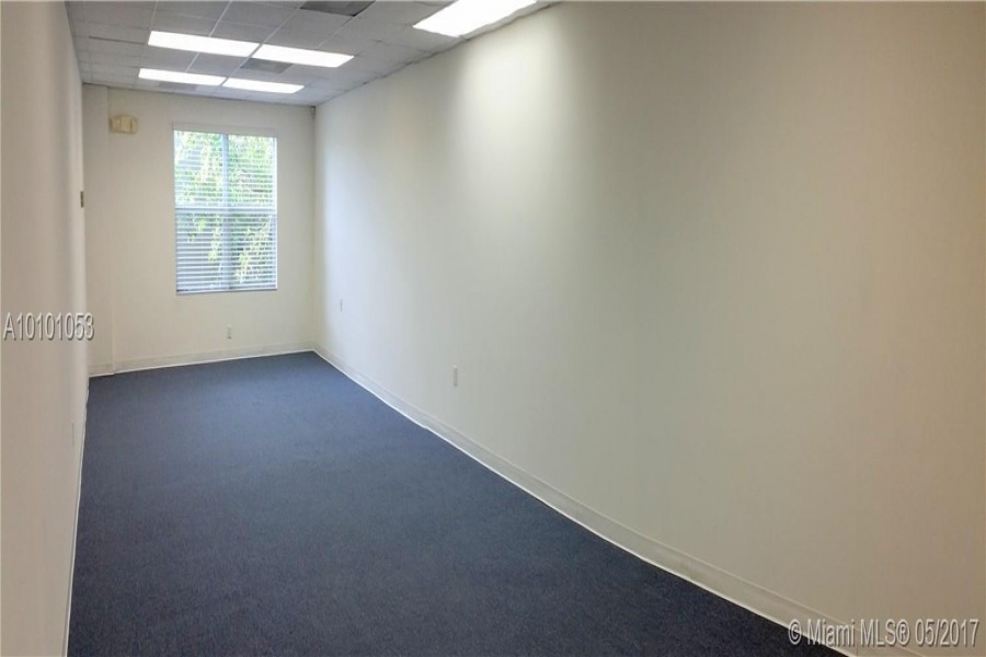 Miami,Florida 33186,Commercial Property,Tamiami Professional Building,144,A10101053