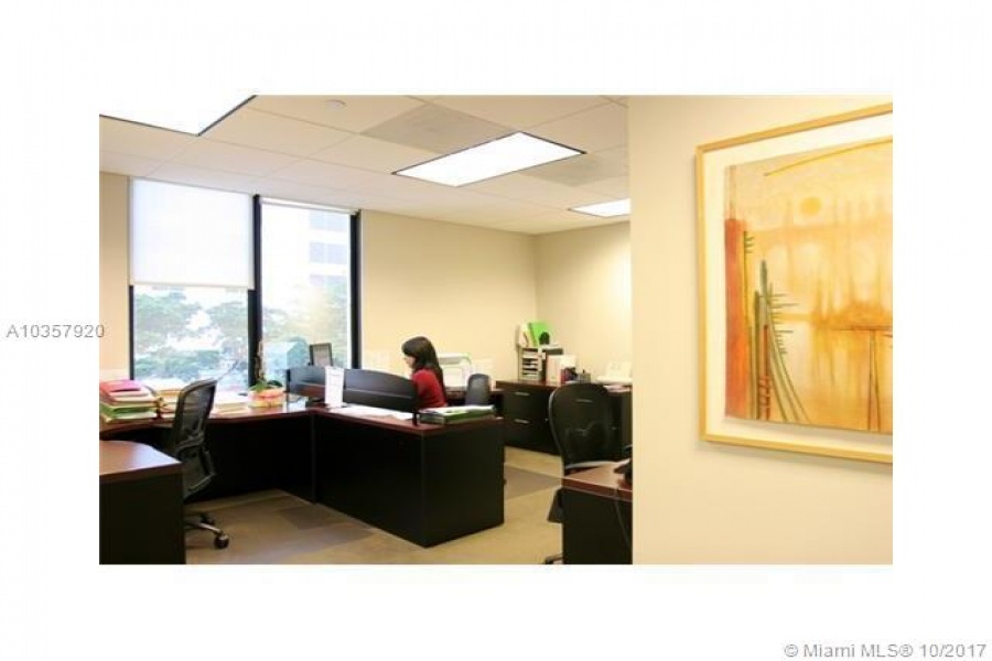 Florida 33131,Commercial Property,BRICKELL AV,A10357920