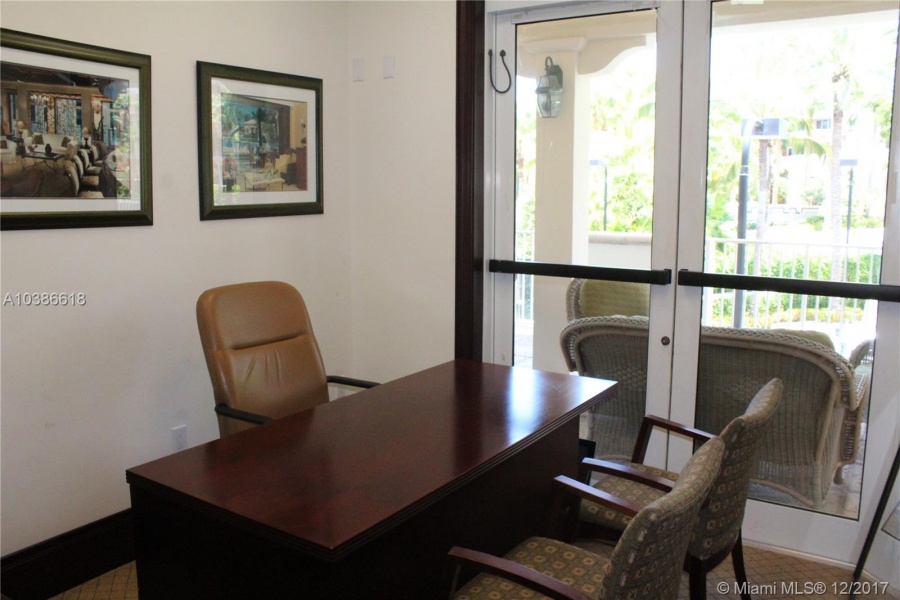 Key Biscayne,Florida 33149,Commercial Property,Tennis Center Condo B,Crandon Blvd,A10386618