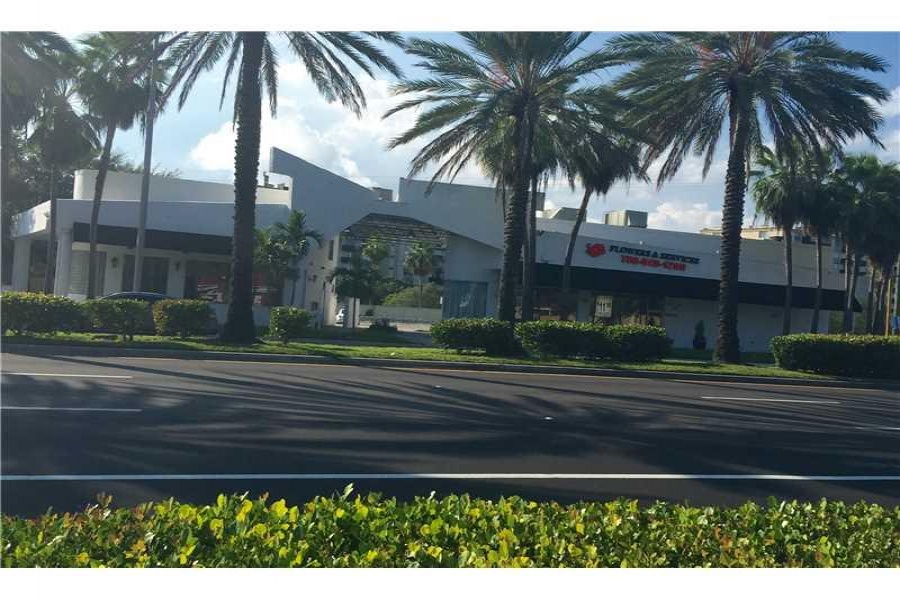 Florida 33181,Commercial Property,Across KFC/South of Lexus Deal,BISCAYNE BL,A2187585