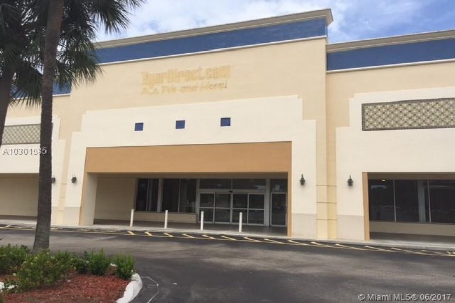 Deerfield Beach,Florida 33442,Commercial Property,Trail Plaz,Hillsboro Blvd,A10301585