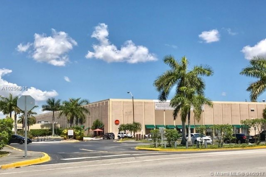 Miami, Florida 33126, ,Commercial Property,For Sale,Miami Int Merchandise Mart Con,72nd Ave,A10256516