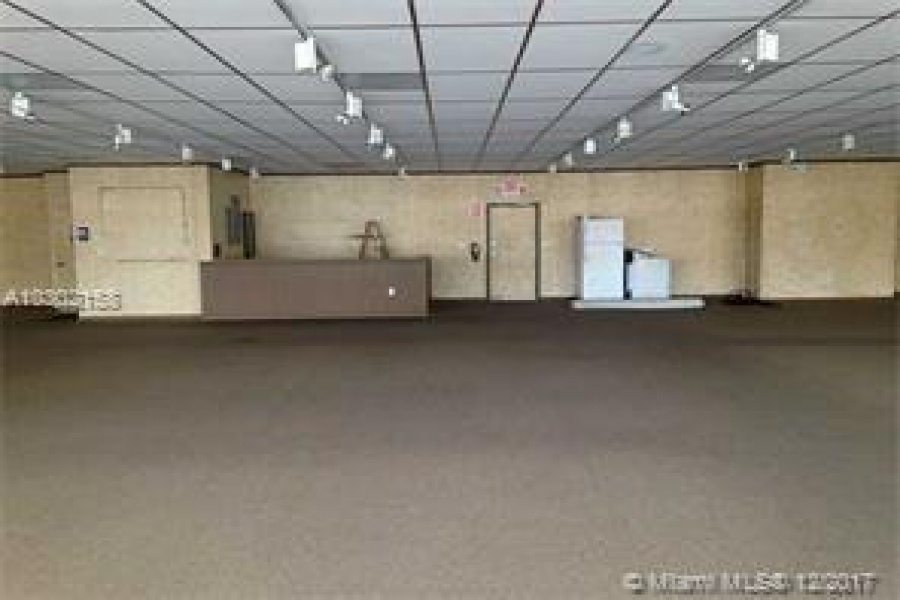 North Miami Beach,Florida 33162,Commercial Property,163rd St,A10302158