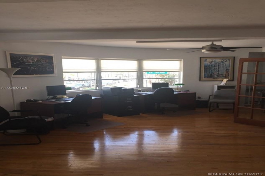 Miami Beach,Florida 33139,Commercial Property,washington Avenue,A10359126