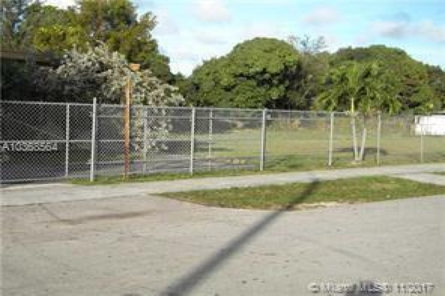 Fort Lauderdale, Florida 33311, ,Commercial Property,For Sale,15th St,A10368564