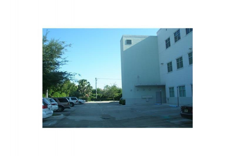 Miami,Florida 33015,Commercial Property,MIAMI GARDENS PROFESSIONALCENT,62 AV,A2202717