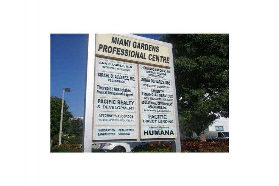 Miami,Florida 33015,Commercial Property,MIAMI GARDENS PROFESSIONALCENT,62 AV,A2202717