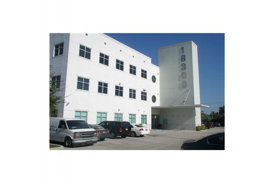 Miami,Florida 33015,Commercial Property,MIAMI GARDENS PROFESSIONALCENT,62 AV,A2202717