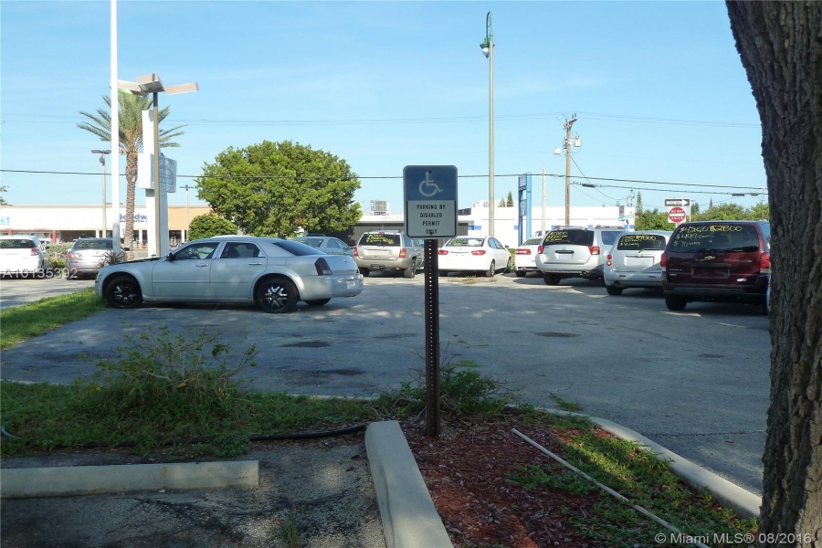 Riviera Beach,Florida 33404,Commercial Property,Broadway,A10135392