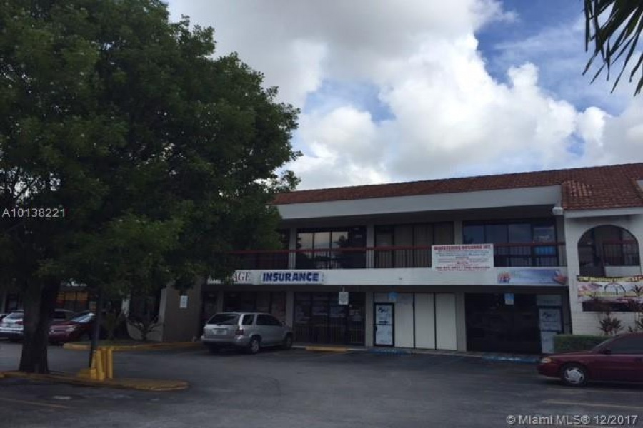 Miami,Florida 33126,Commercial Property,Santa Maria Shopping Center,A10138221