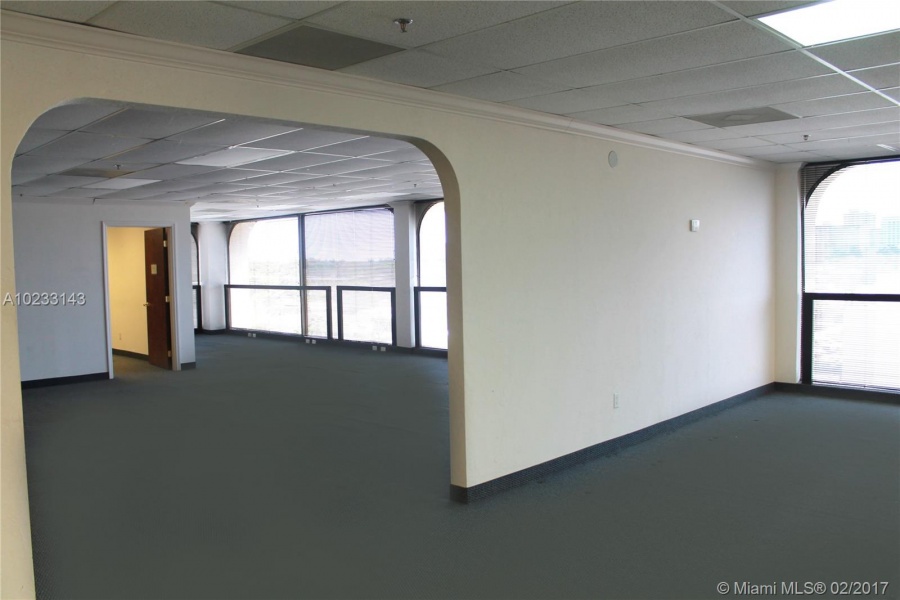 Fort Lauderdale, Florida 33306, ,Commercial Property,For Sale,Oakland Park Blvd,A10233143