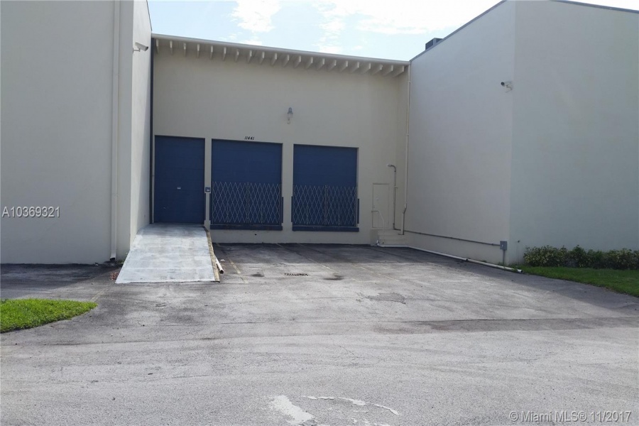 Miami, Florida 33189, ,Commercial Property,For Lease,208th Dr,A10369321