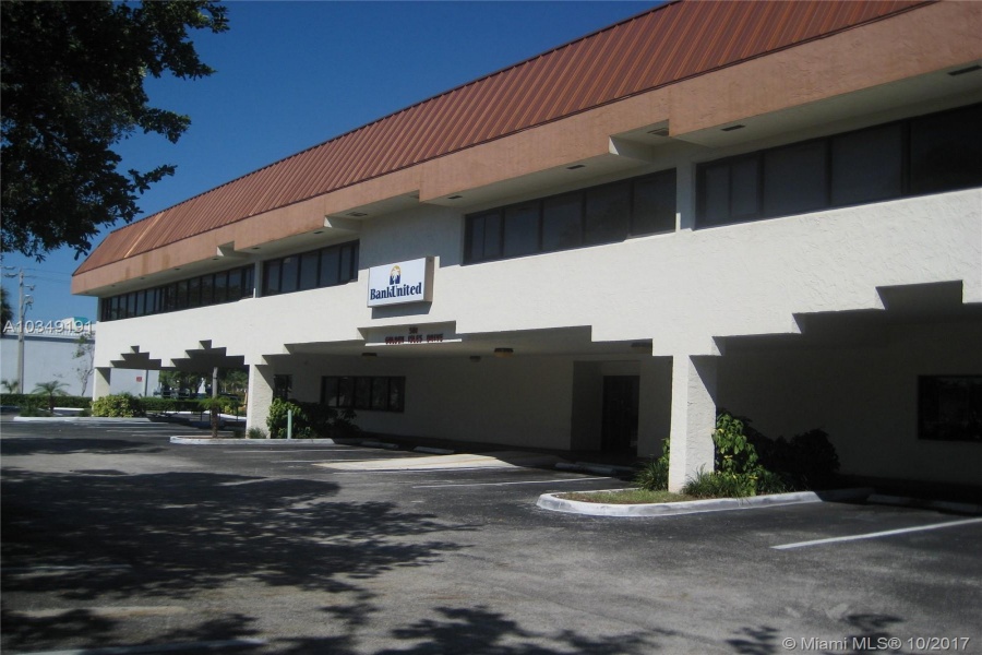 Hallandale,Florida 33009,Commercial Property,Golden Isles Dr,A10349191