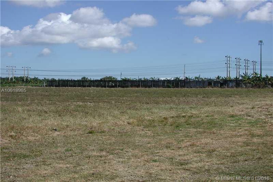 Unincorporated Dade County,Florida 33130,Commercial Land,SW 190 ST & 140 AV,A10018985