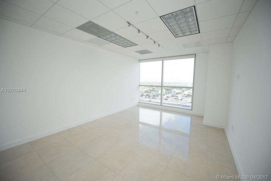 Miami, Florida 33130, ,Commercial Property,For Sale,7th St,A10260844