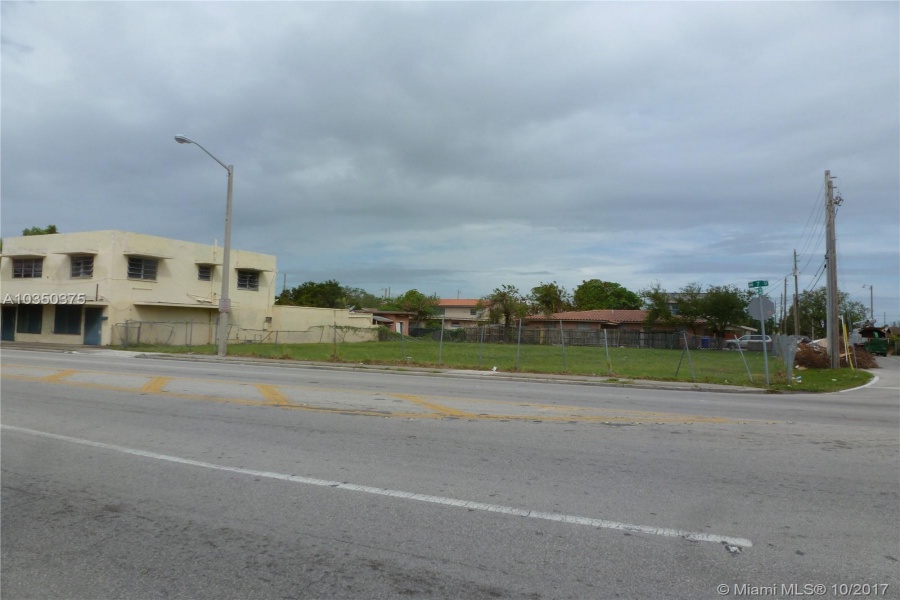 Miami,Florida 33125,Commercial Land,7th St,A10350375