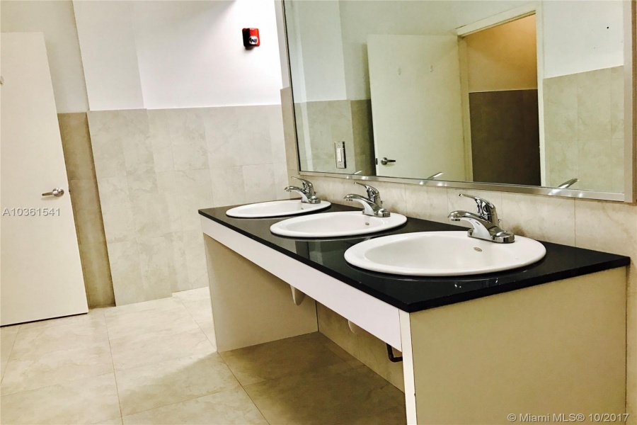 Miami,Florida 33122,Commercial Property,Miami Airport Center,25th St,A10361541